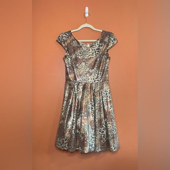 Betsey Johnson Leopard Cheetah Sequined Fit Flare Dress Womens Size 6 - Picture 1 of 6